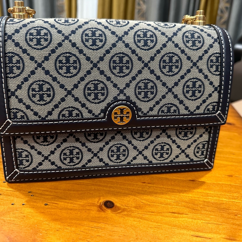 Tory Burch 
T Monogram Jacquard Shoulder Bag